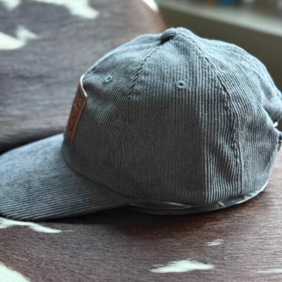 Levi's blue hat - Picture 4 of 4